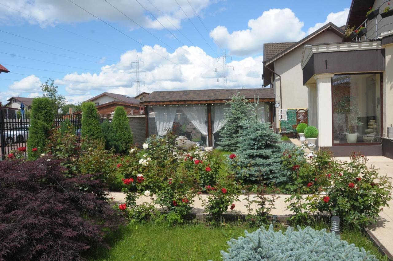Pensiunea Casa Simoni Ploieşti Buitenkant foto