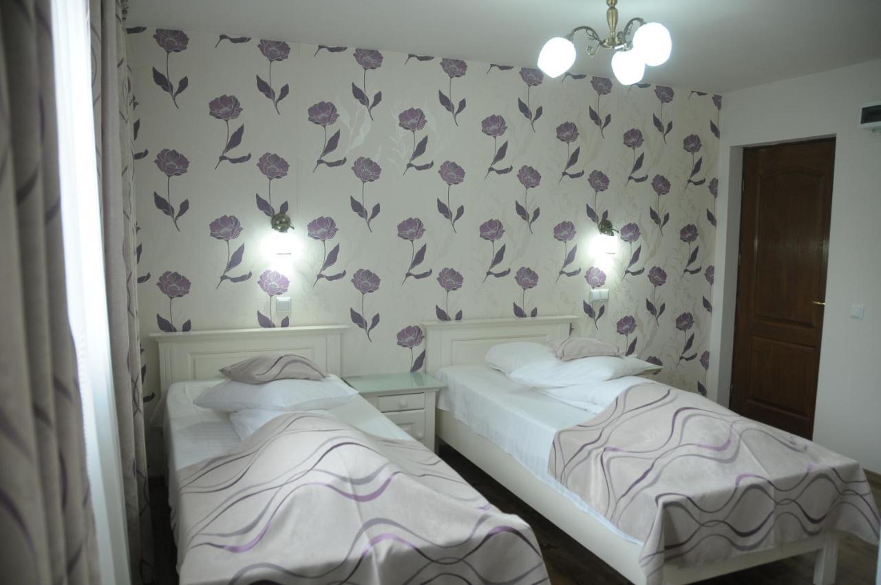 Pensiunea Casa Simoni Ploieşti Buitenkant foto
