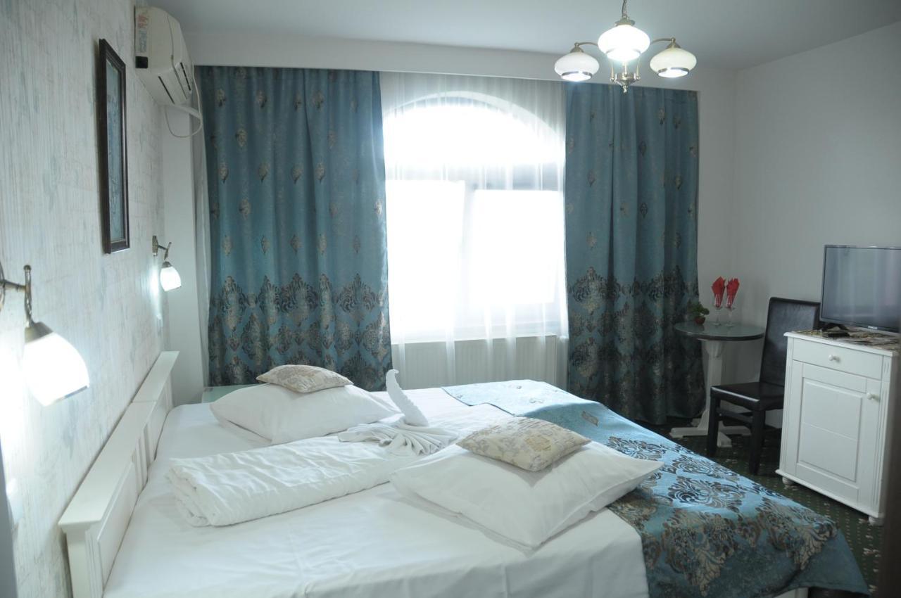 Pensiunea Casa Simoni Ploieşti Buitenkant foto