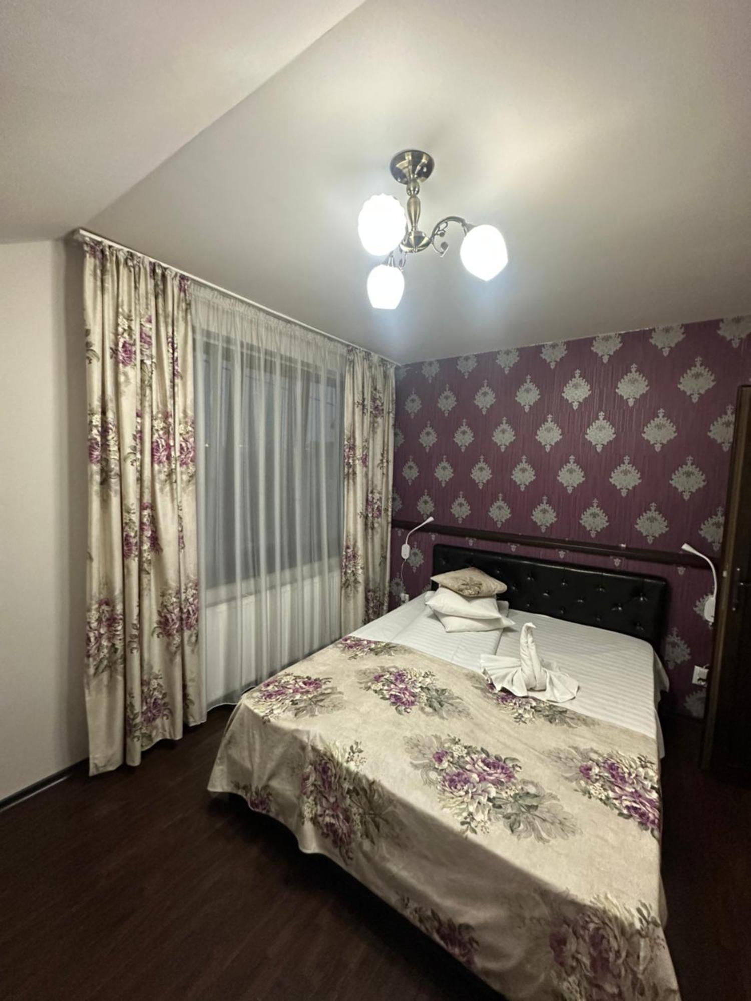 Pensiunea Casa Simoni Ploieşti Buitenkant foto