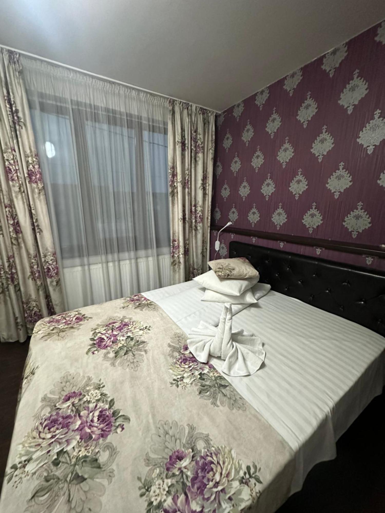 Pensiunea Casa Simoni Ploieşti Buitenkant foto