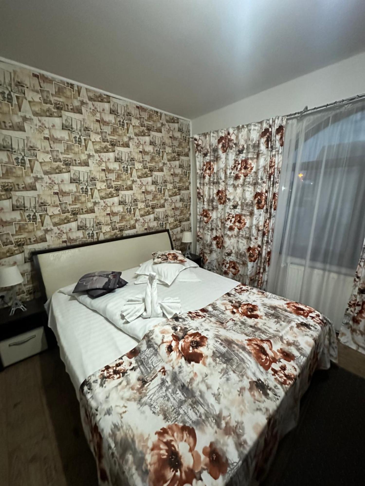 Pensiunea Casa Simoni Ploieşti Buitenkant foto