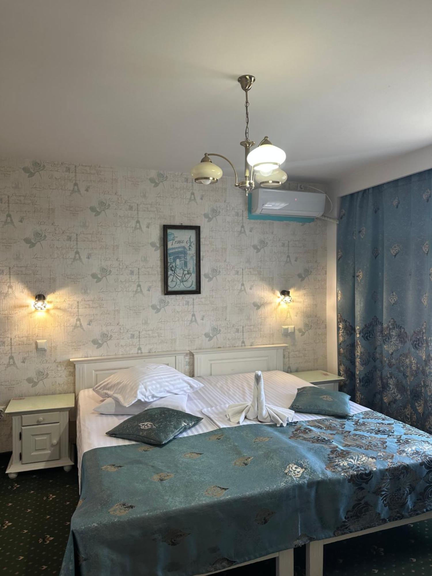 Pensiunea Casa Simoni Ploieşti Buitenkant foto