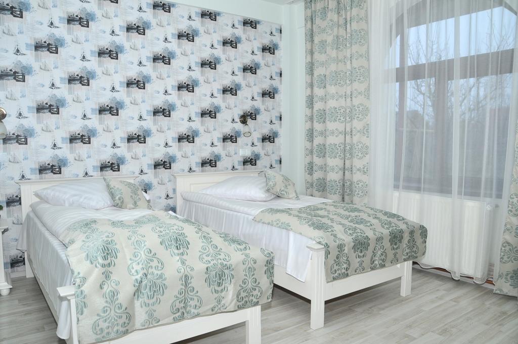 Pensiunea Casa Simoni Ploieşti Kamer foto